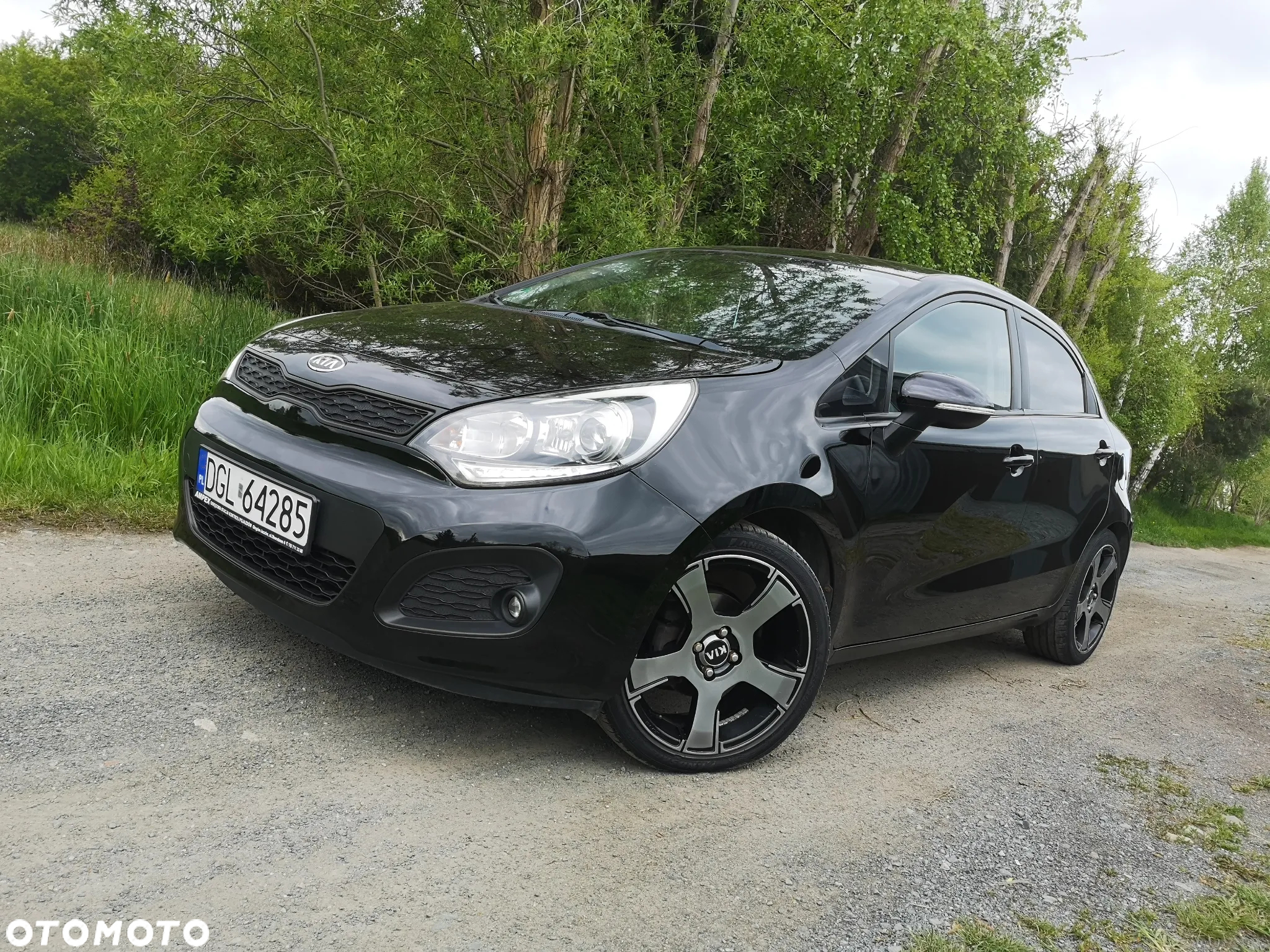 Kia Rio - 2
