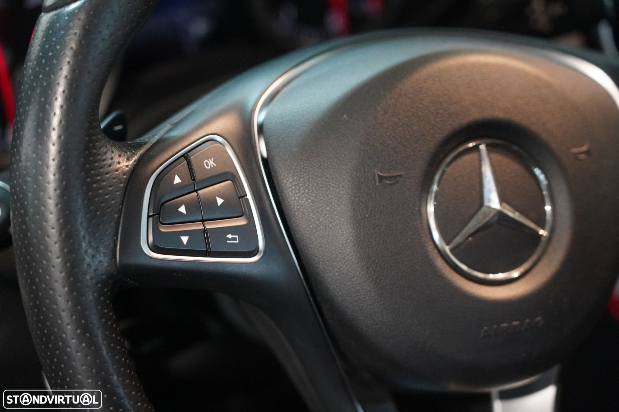 Mercedes-Benz CLA 180 - 9