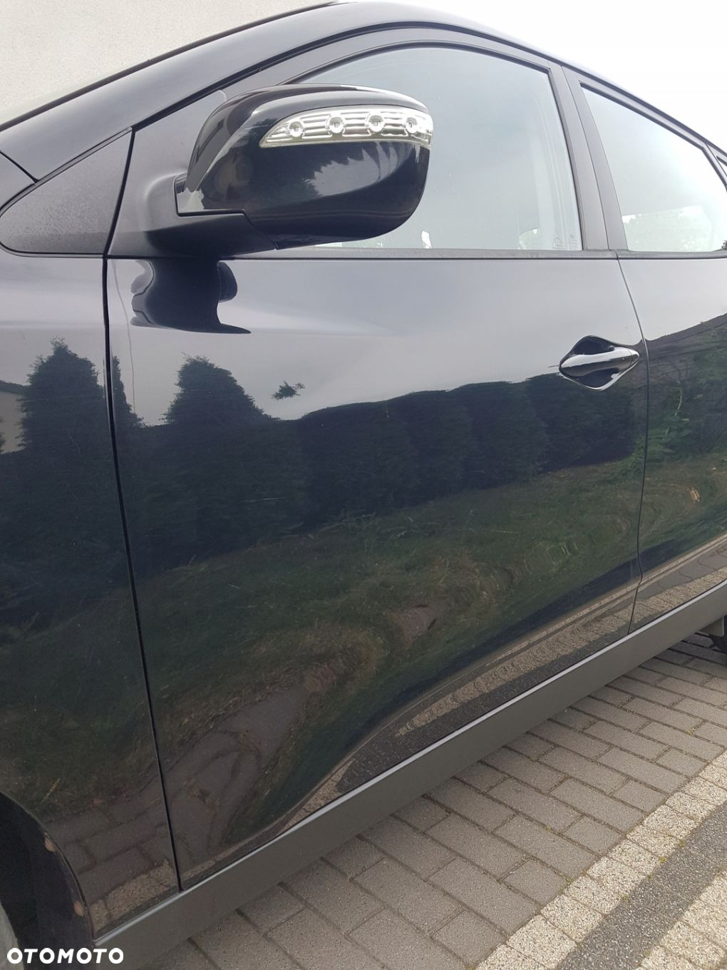HYUNDAI IX35 DRZWI LEWE PRZÓD PRZEDNIE 1K - 4