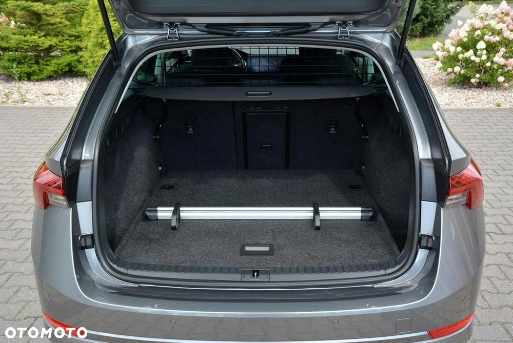 Skoda Octavia 2.0 TDI Selection DSG - 39