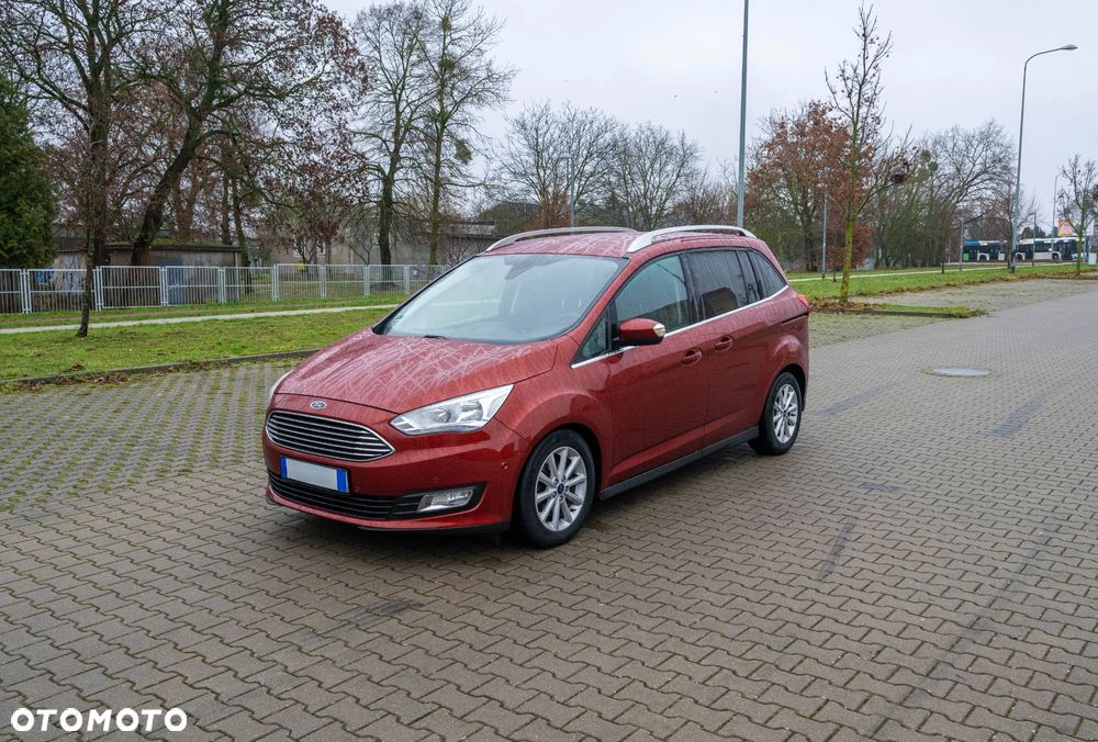 Ford Grand C-MAX - 9
