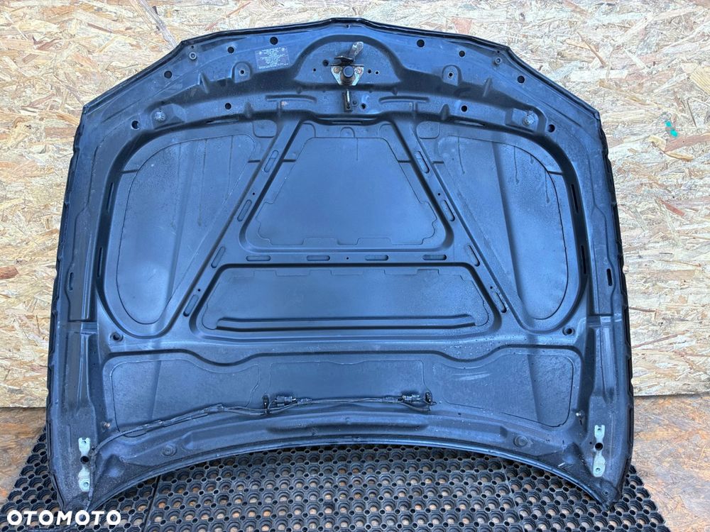 BMW 1 E87 668/9 KOD LAK  MASKA POKRYWA SILNIKA - 13