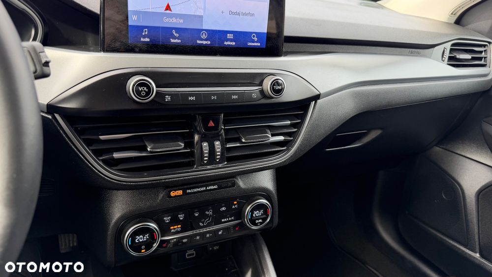 Ford Focus 1.5 EcoBlue Start-Stopp-System COOL&CONNECT DESIGN - 29