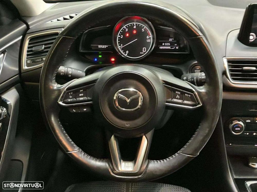 Mazda 3 - 10