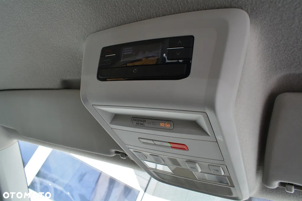Volkswagen Transporter Kombi T6.1 TDI L2H1 - 28