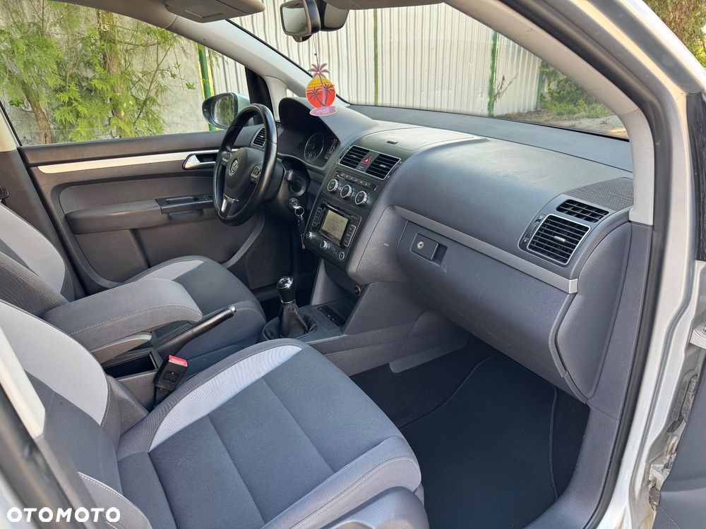 Volkswagen Touran 1.6 TDI DPF Life - 7