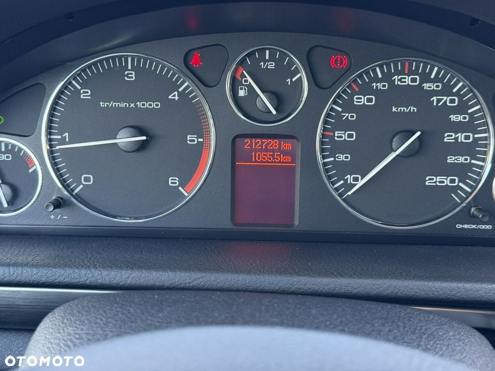Peugeot 407 HDi 140 Business Line - 23