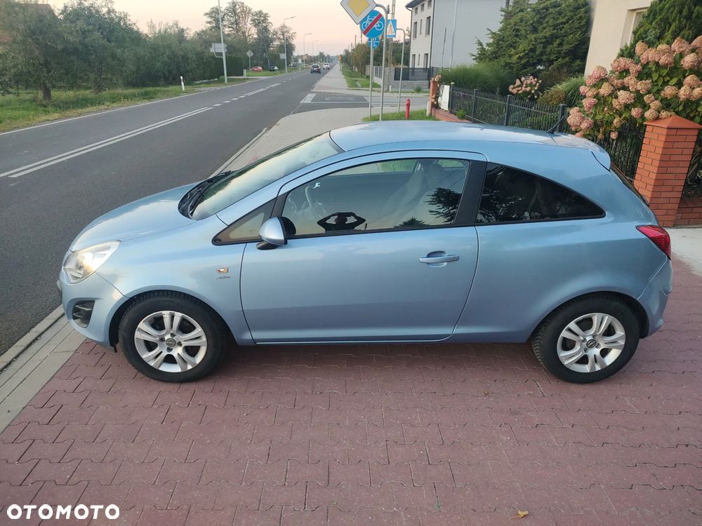 Opel Corsa - 21