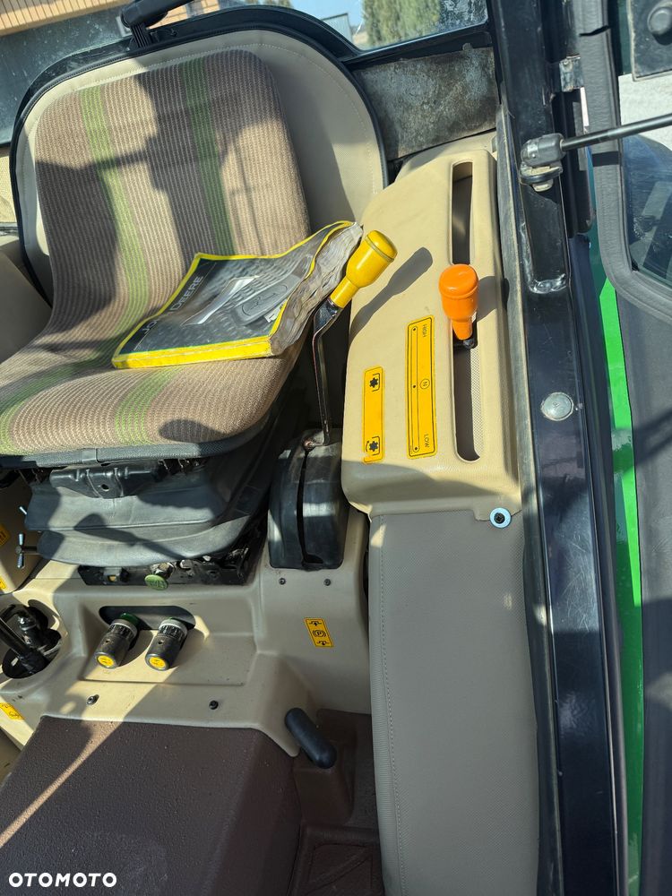 John Deere 5510N - 12