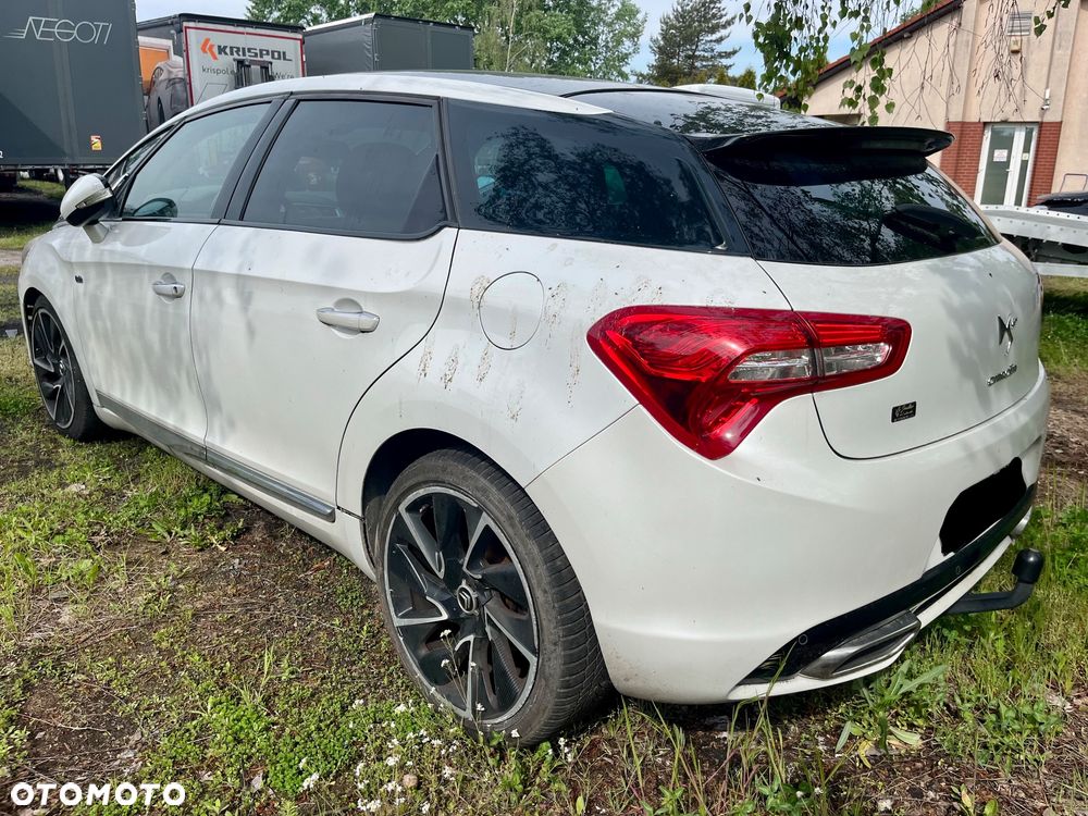 Citroën DS5 Hybrid4 EGS6 SportChic - 4