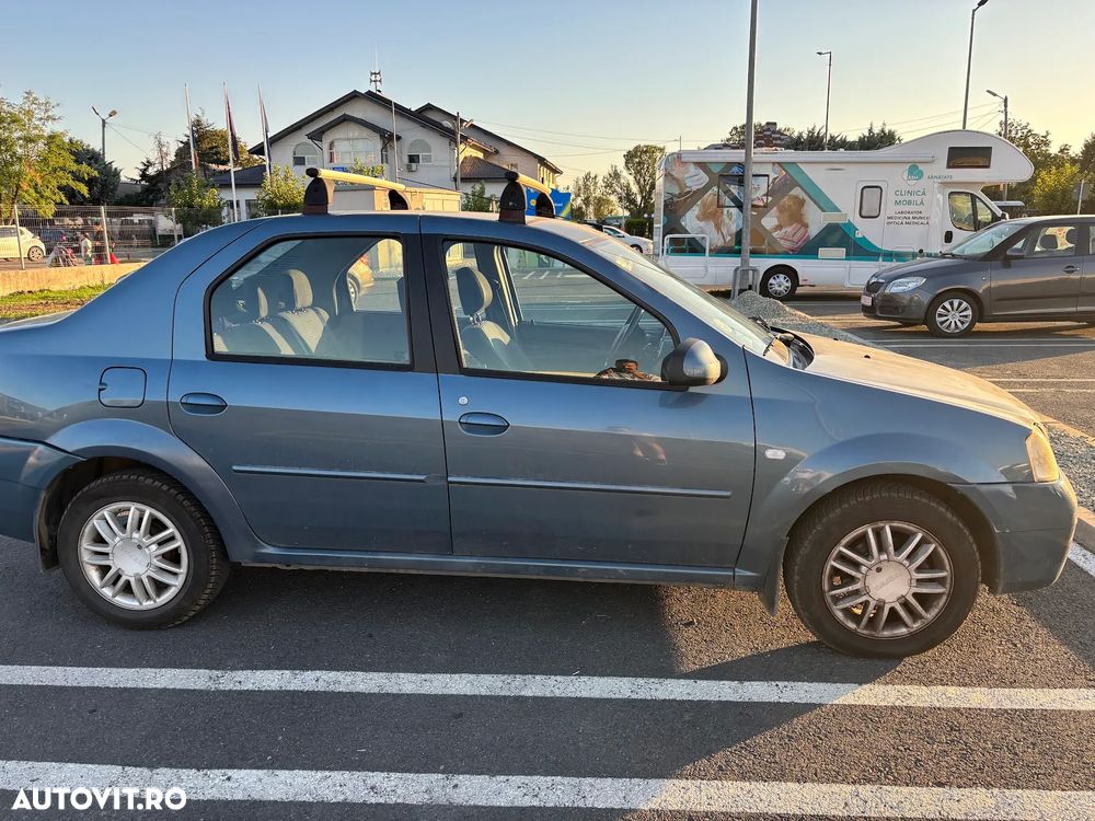Dacia Logan 1.6 16V Prestige - 4