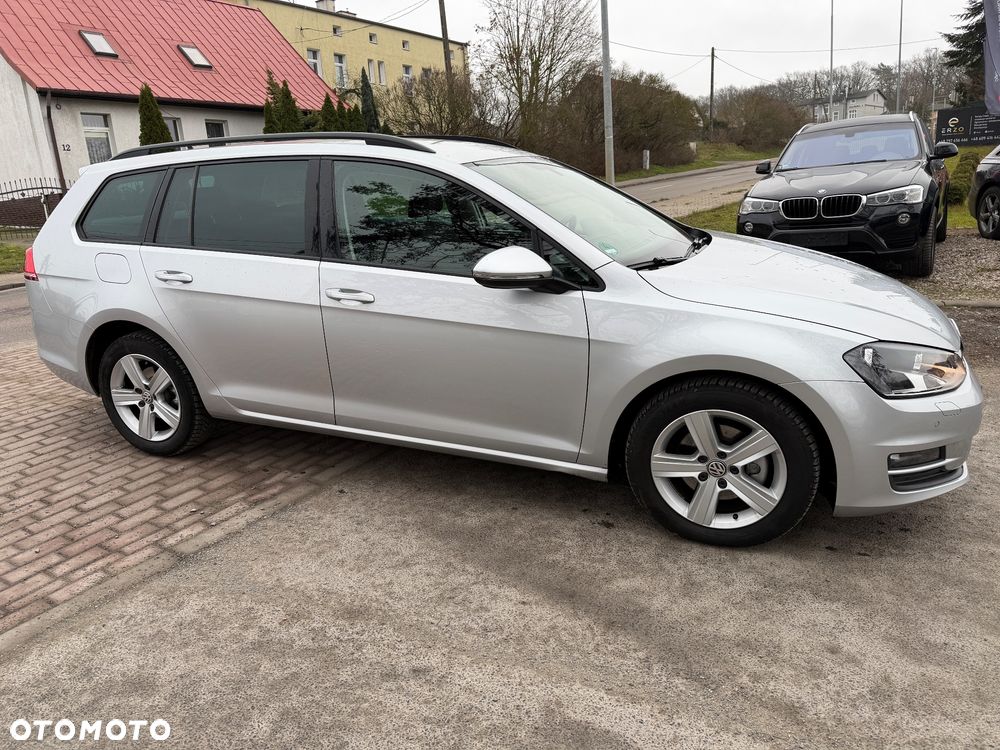 Volkswagen Golf 2.0 TDI (BlueMotion Technology) Comfortline - 4