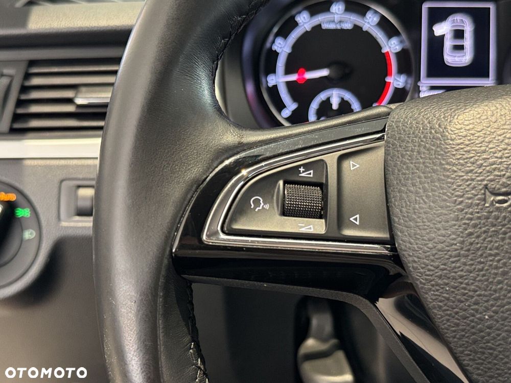Skoda RAPID - 24