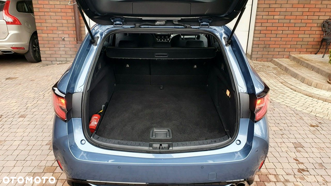 Toyota Corolla - 14
