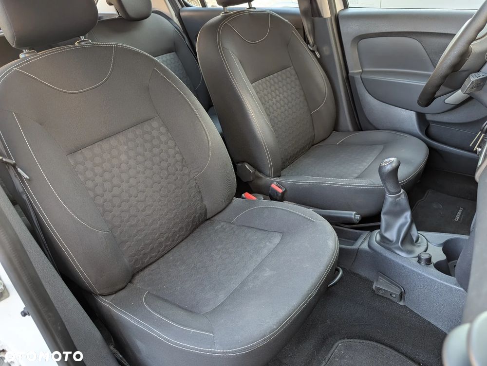 Dacia Sandero 1.2 16V Laureate - 23