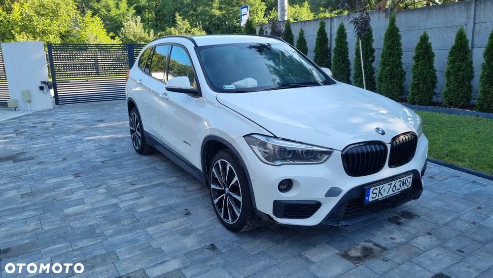 BMW X1 xDrive18d Sport Line sport - 3