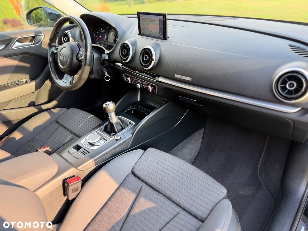 Audi A3 Sportback 1.4 TFSI Attraction - 27