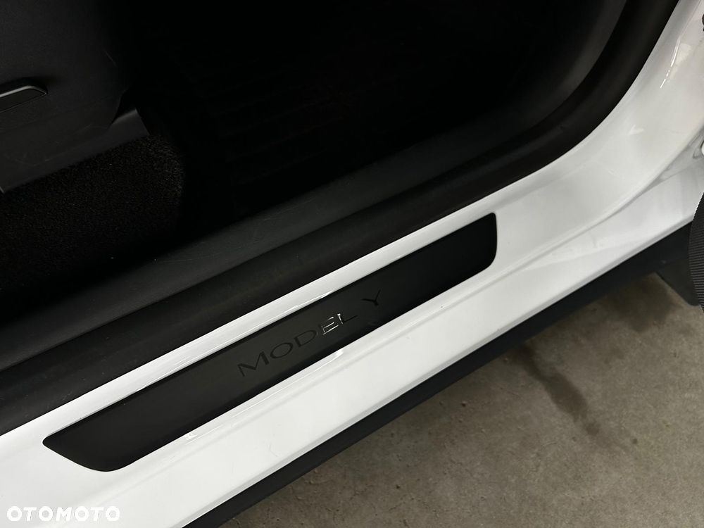 Tesla Y RWD - 20