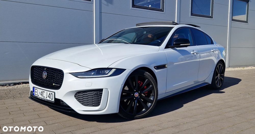 Jaguar XE 2.0 D200 mHEV R-Dynamic HSE - 19