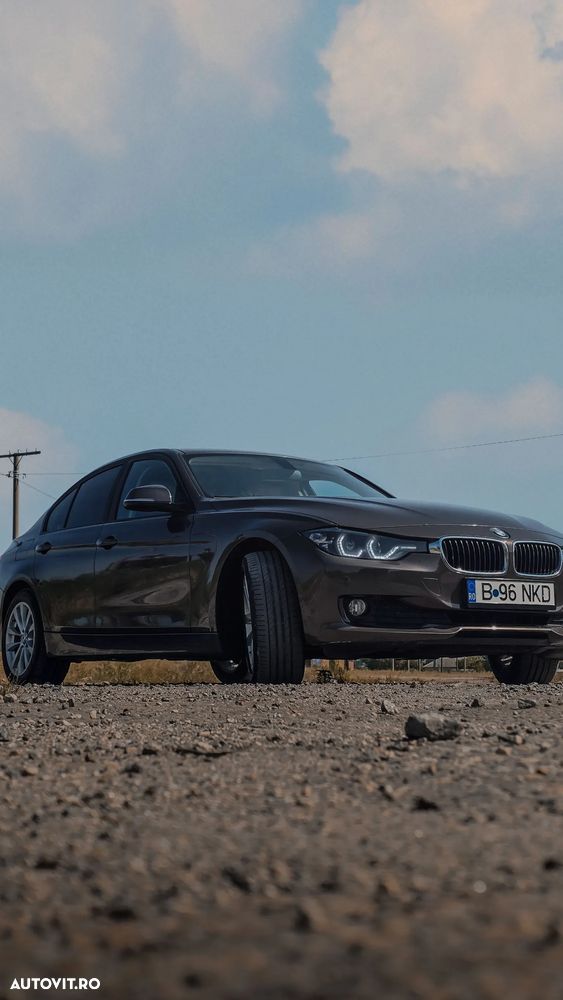 BMW Seria 3 320d DPF Aut. - 9
