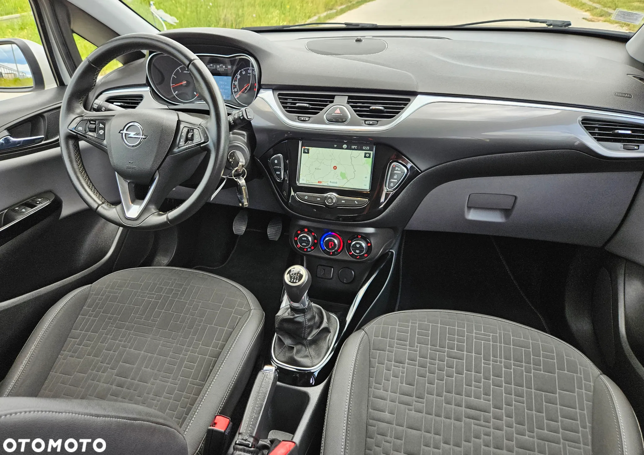 Opel Corsa 1.4 T Cosmo S&S - 6