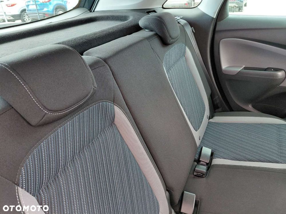 Opel Crossland X - 18