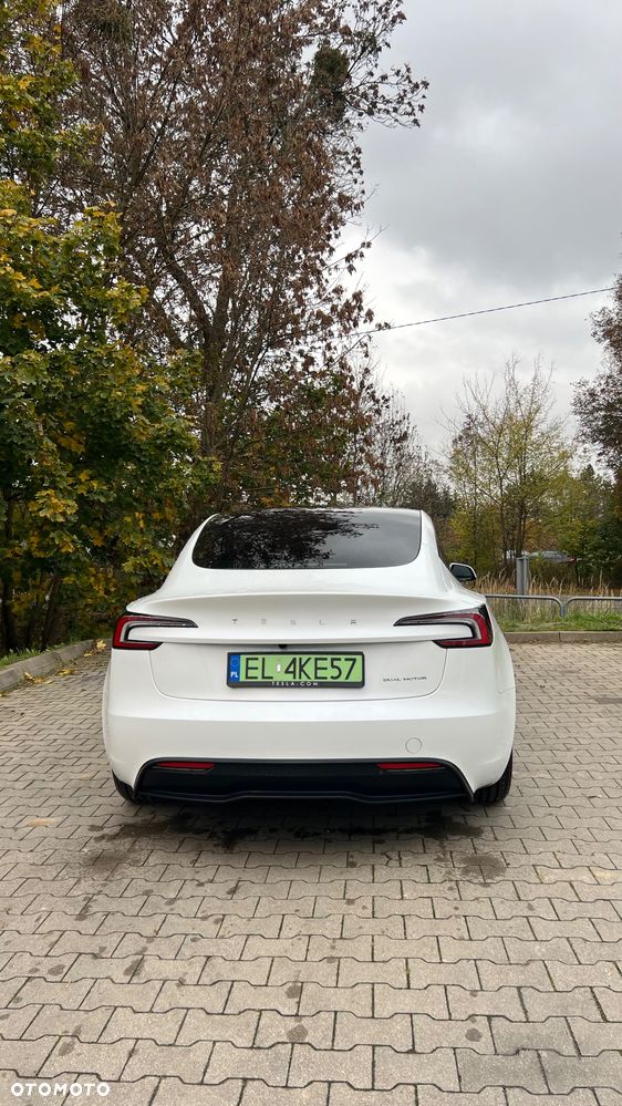 Tesla Model 3 Long Range AWD - 5