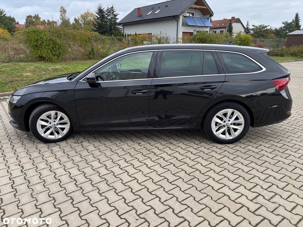Skoda Octavia 2.0 TDI SCR Style DSG - 5