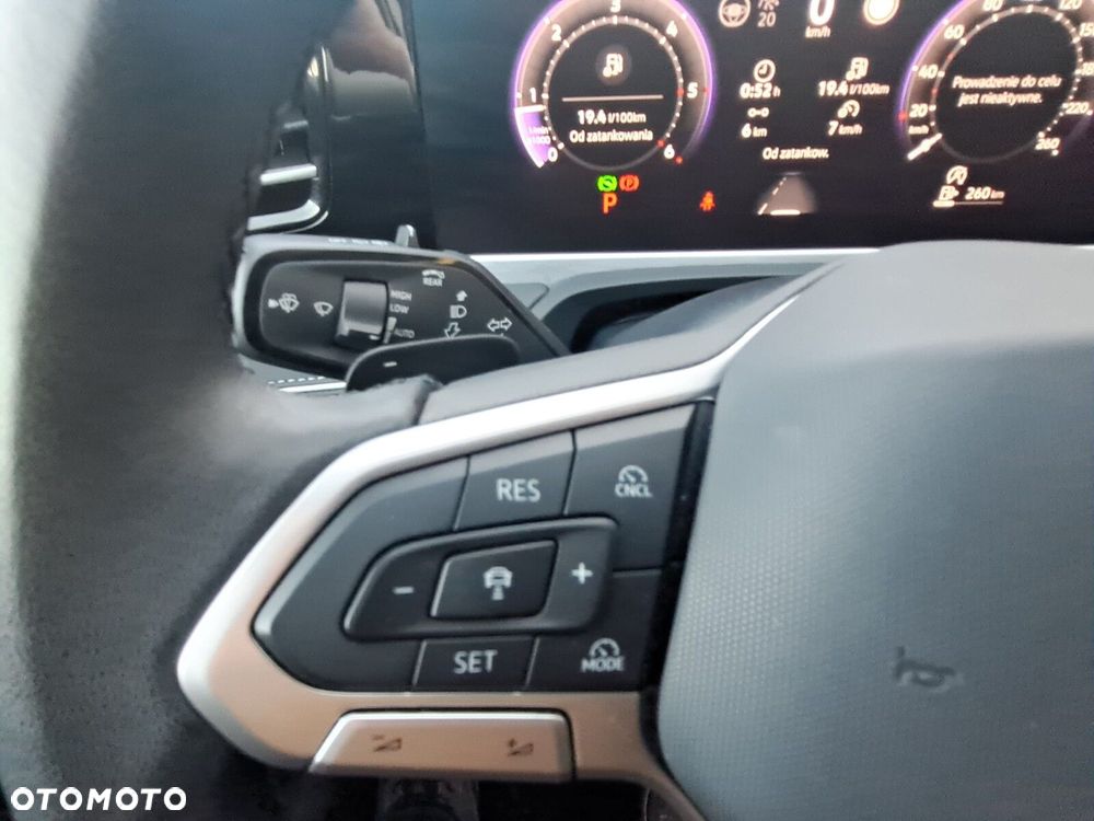 Volkswagen Passat - 29