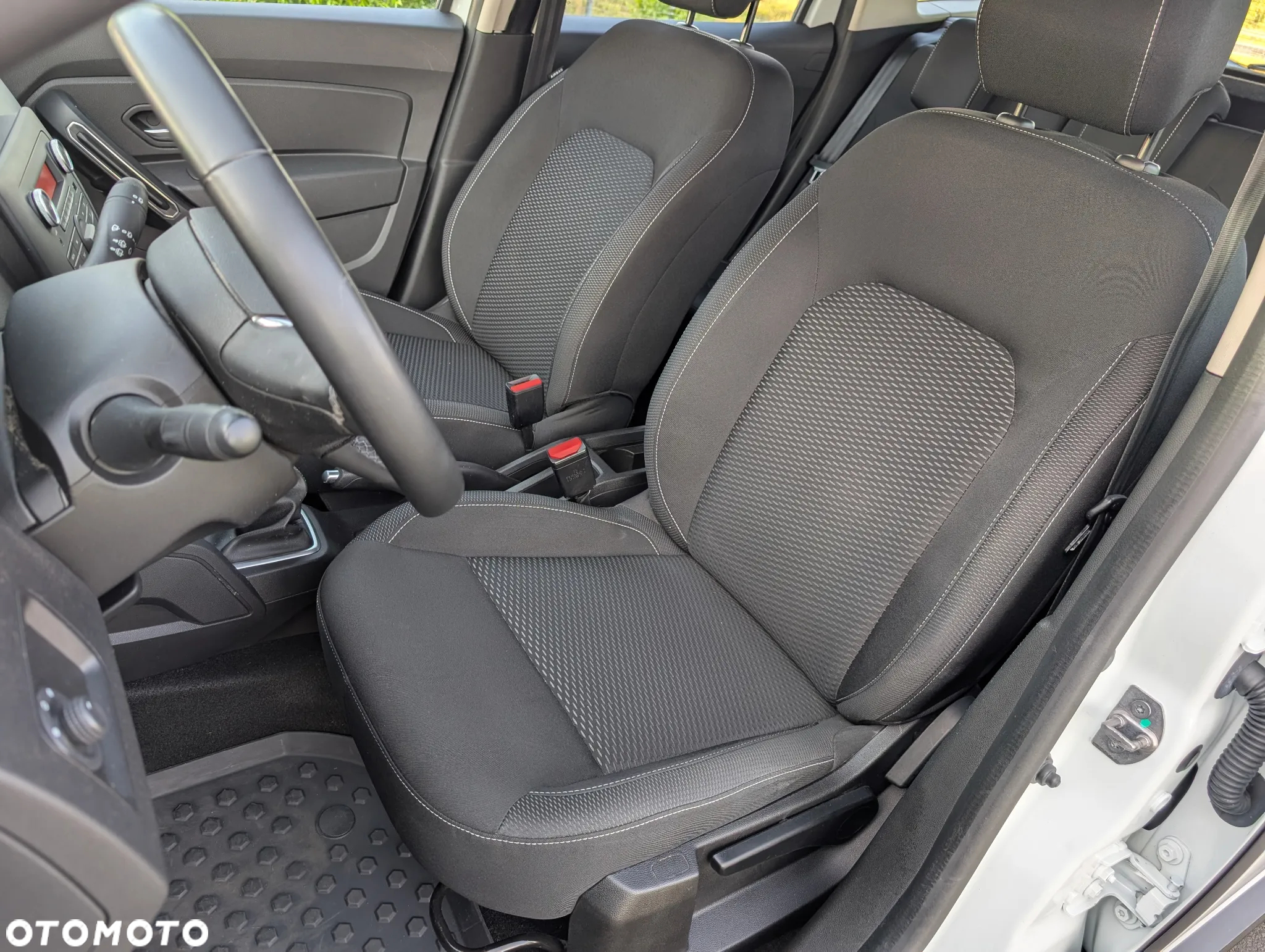 Dacia Duster 1.3 TCe FAP Prestige EU6d - 14