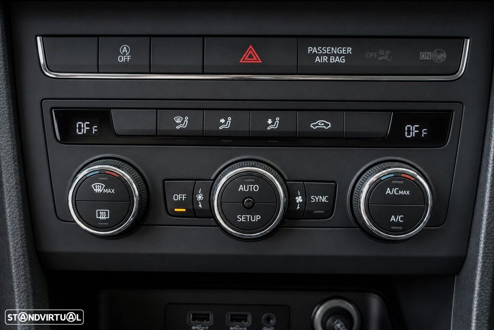 SEAT Ateca 1.6 TDI ECOMOTIVE Reference - 9