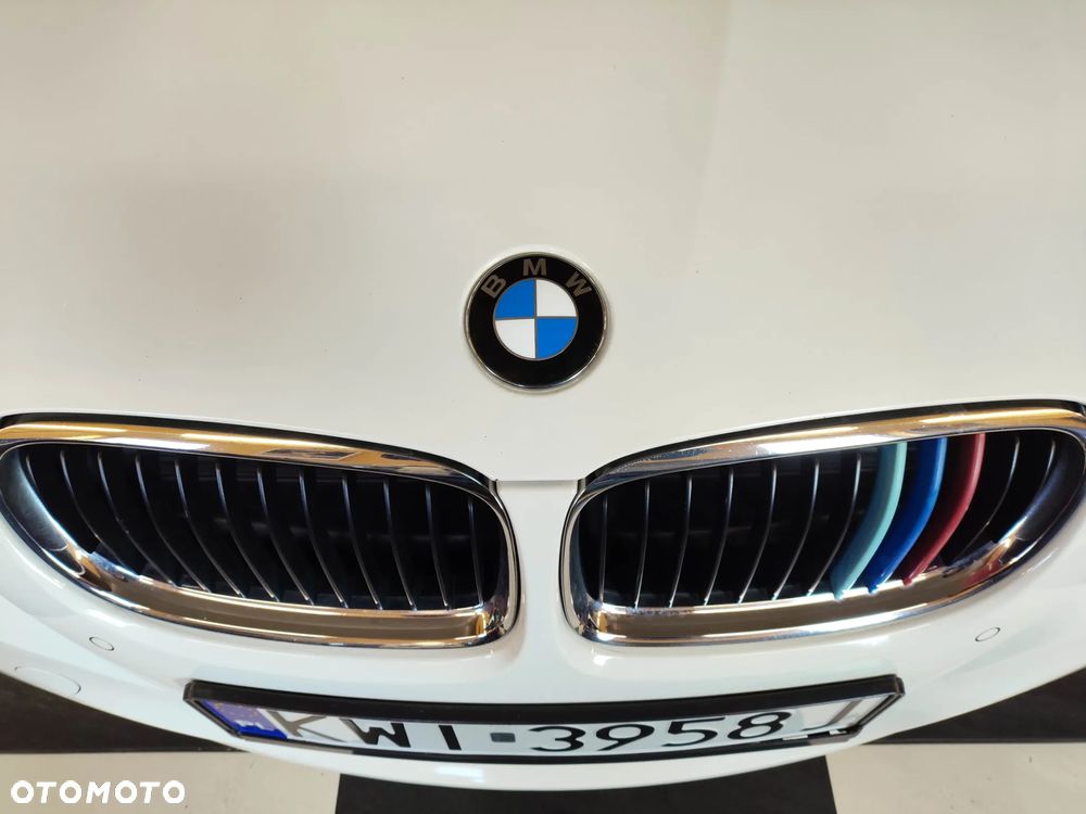 BMW Seria 3 318i - 29