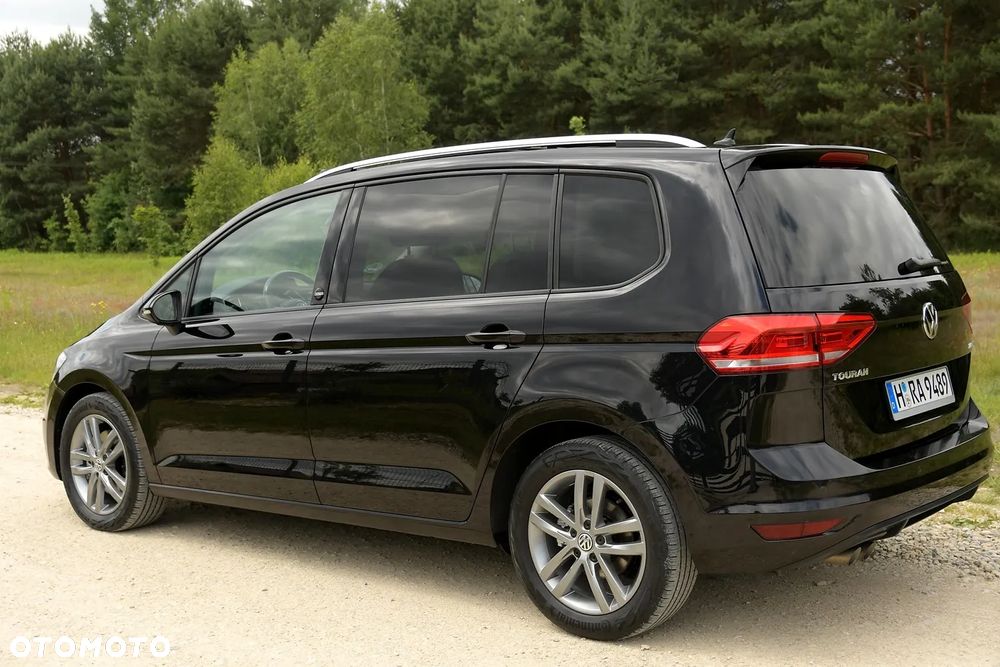 Volkswagen Touran 2.0 TDI SCR Highline - 5
