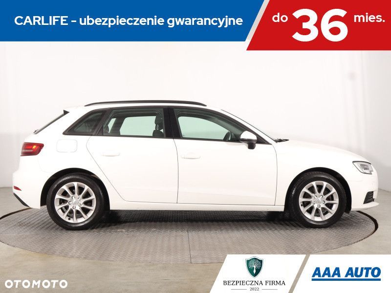 Audi A3 Sportback - 8