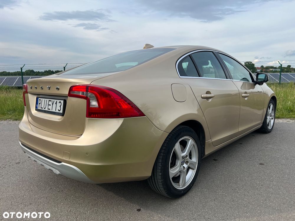 Volvo S60 D3 - 4