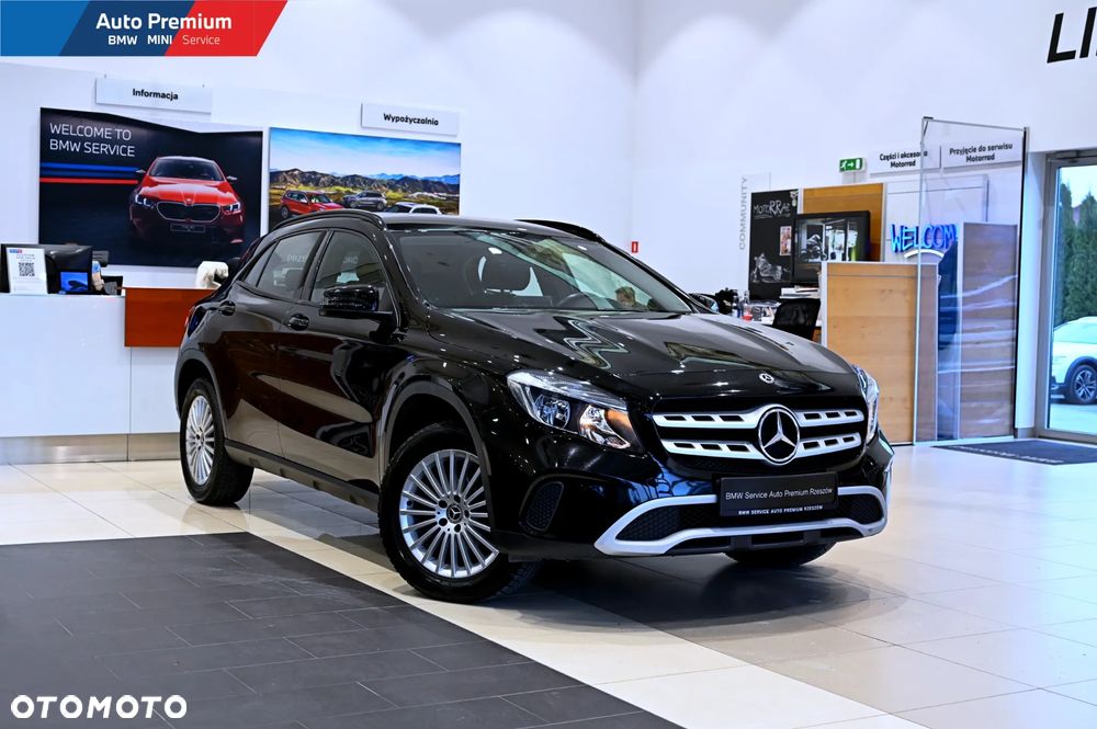 Mercedes-Benz GLA - 1