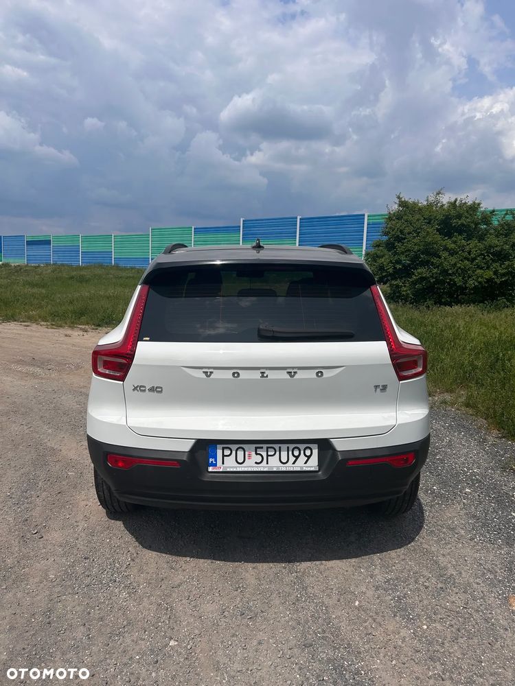 Volvo XC 40 T3 - 12