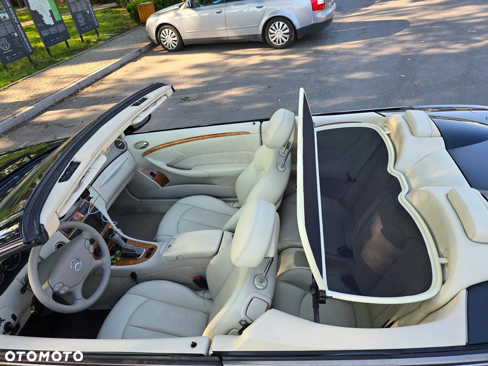 Mercedes-Benz CLK 320 Elegance - 12
