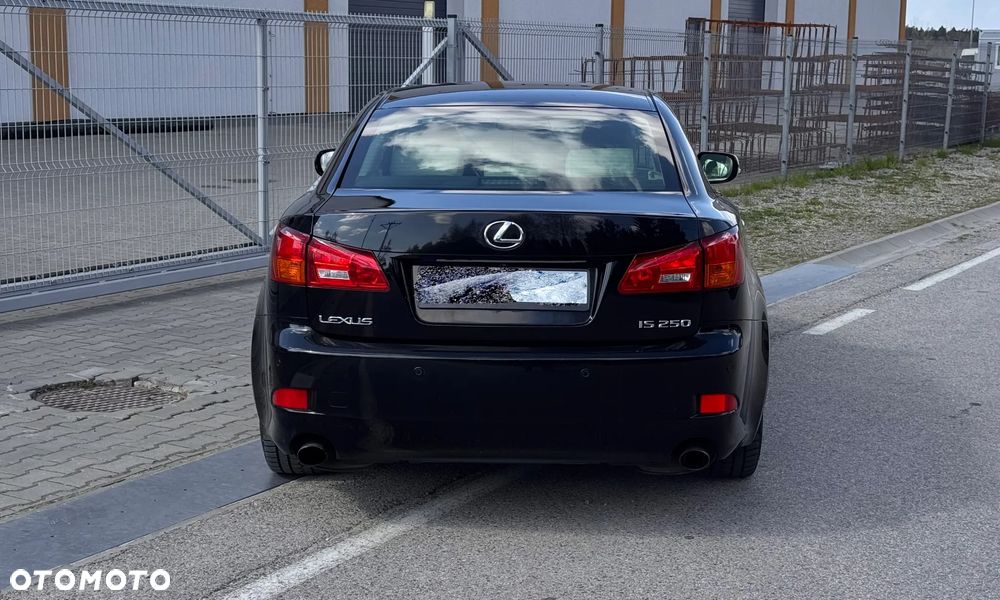 Lexus IS 250 Luxury Line - 35