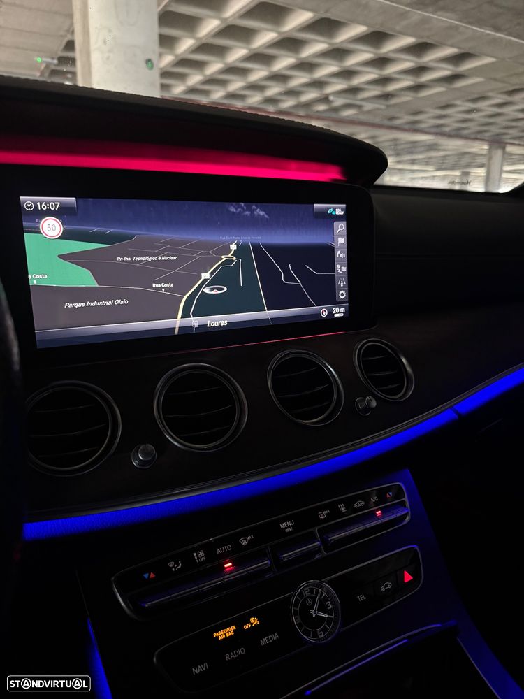 Mercedes-Benz E 300 de AMG Line - 35