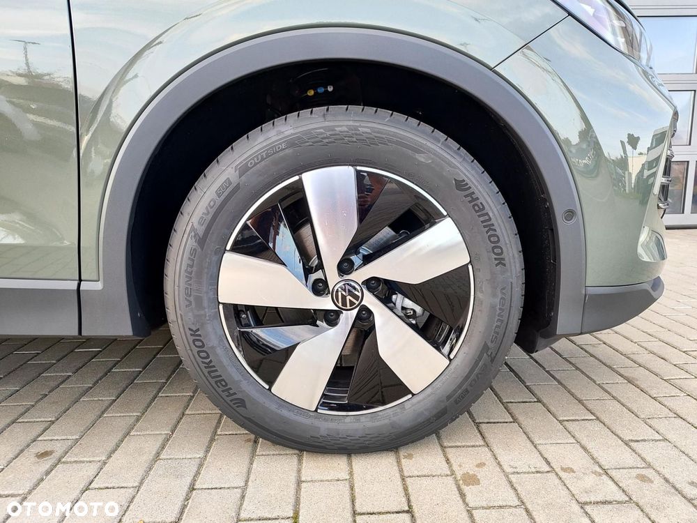 Volkswagen Tiguan - 13