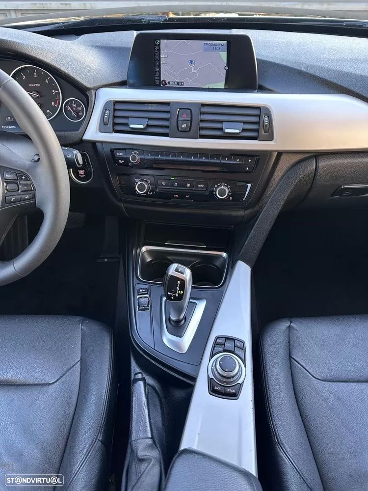 BMW 318 d Aut. Sport Line - 43