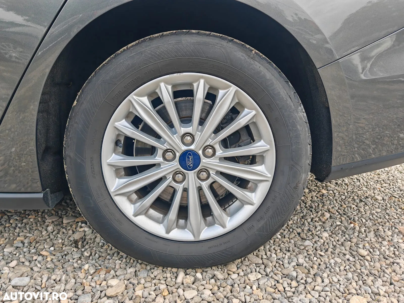Ford Focus 1.5 EcoBlue Start-Stopp-System Aut. TITANIUM - 29