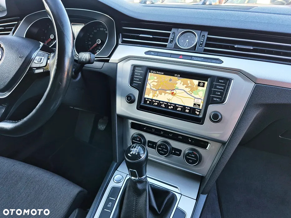 Volkswagen Passat Variant 1.4 TSI ACT (BlueMotion Technology) Highline - 39