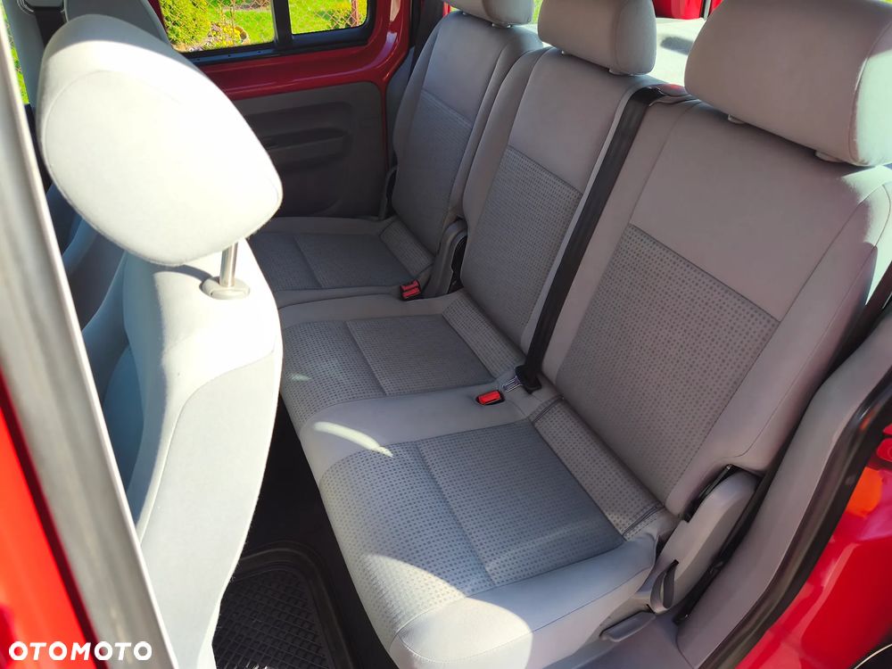 Volkswagen Caddy Life - 17