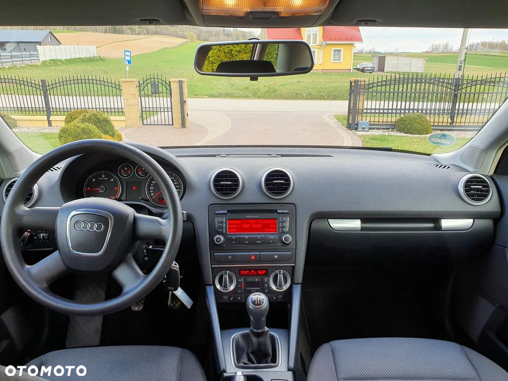 Audi A3 Sportback 2.0 TDI DPF Attraction - 24