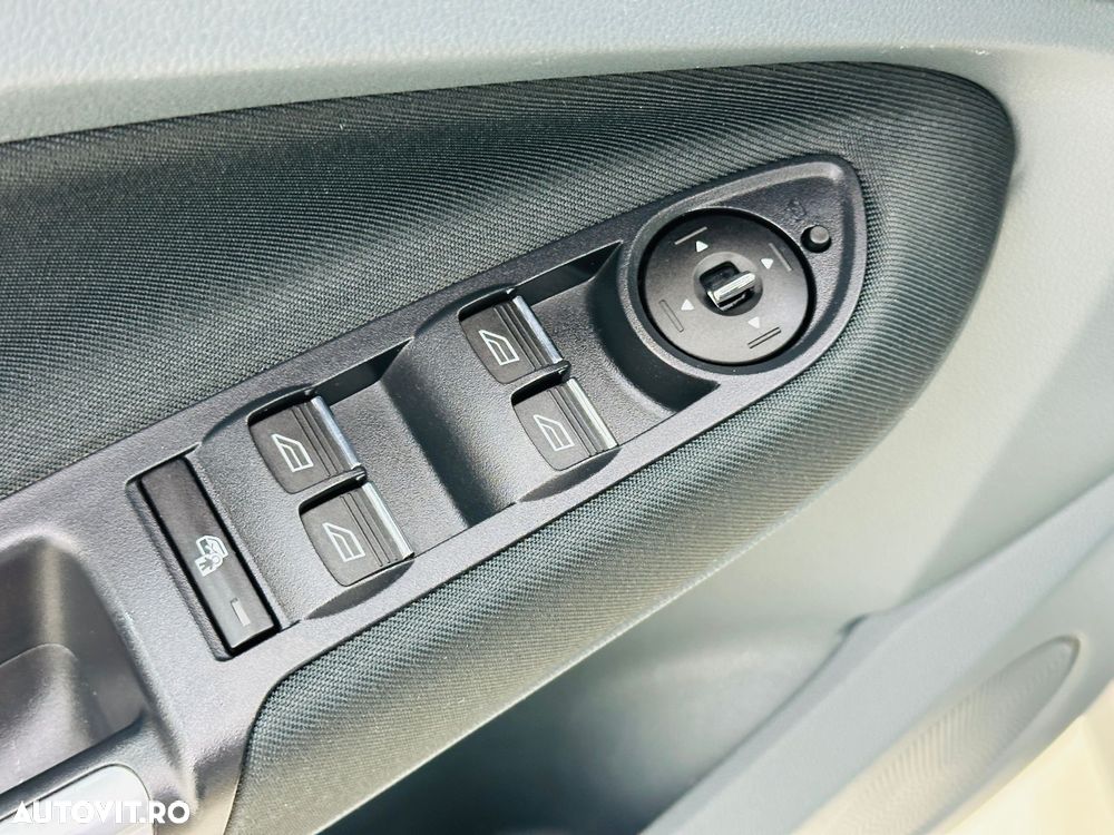 Ford Grand C-Max 1.6 TDCi Start-Stop-System Ambiente - 24