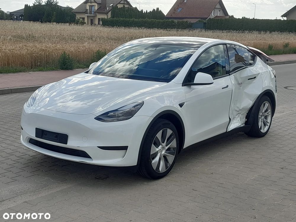 Tesla Model Y Standard - 4