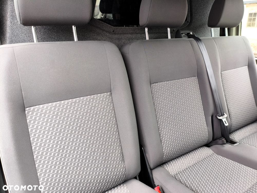 Volkswagen Transporter - 15