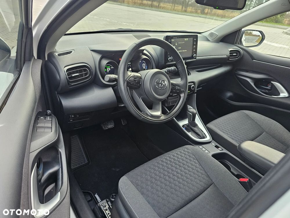 Toyota Yaris Hybrid 1.5 Style - 18